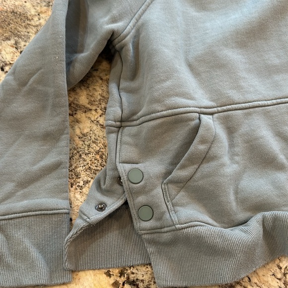 EUC Athleta Girls Hoodie Sz S (7) - Picture 2 of 5
